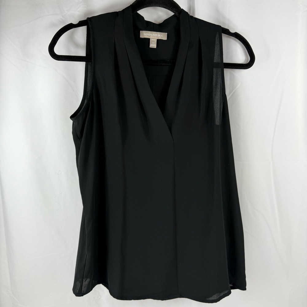 Banana Republic Sleeveless Tank Top Black Casual V-Neck Women's Petite Small